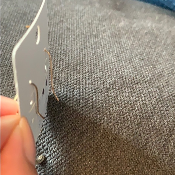 New Butterfly gold crystal earrings - Picture 3 of 3